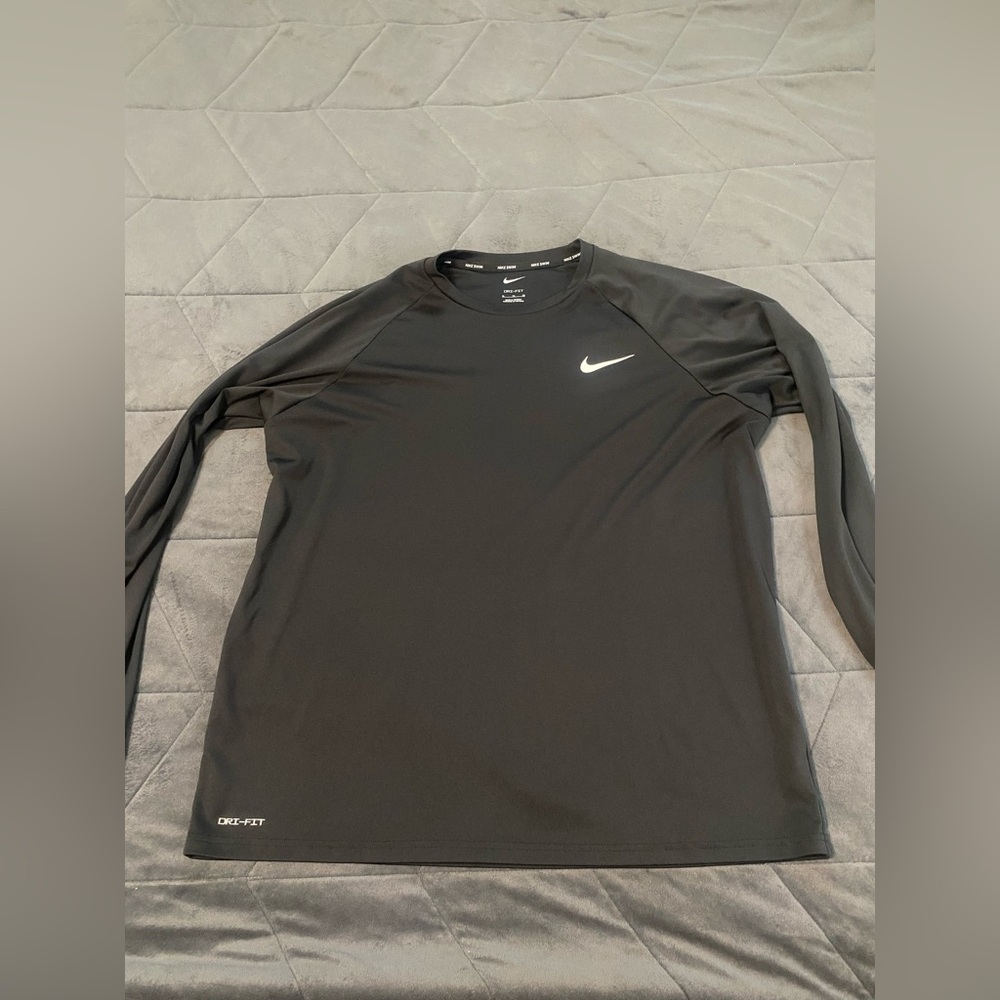 Nike dry fit long sleeve